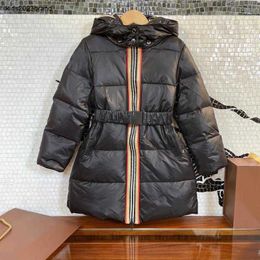 Moda Down Coat Diseñador de la marca Invierno para niños Bebés Niñas Ropa de algodón Abrigos Sudaderas con capucha Espesar Chaquetas largas y cálidas Ropa de abrigo para niños