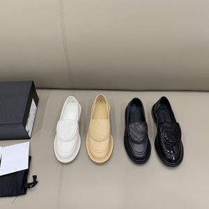 Chaussures de créateur de robe de mode femmes mocassins en cuir de qualité de fête de mariage chaussures plates affaires formelles mocassins sociaux chunky avec boîte d'origine