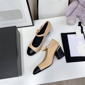 Fashion Dress Shoes 2023 Channel Vrouwen Leer Hoge Heel Metal Buckle Letter Logo Wedding Party Business Casual Flat Shoes 02-011