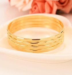 Fashion Dubai Hoop Bangle Jewelry Solid 24 K Yellow Fine Gold Gf Dubai Líneas oblicuas Pulsera África Artículos árabes Boda GIF1566128