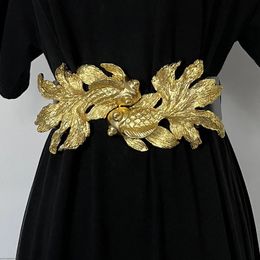 Cinturón de cadena de oro elástico de moda Mujer Diseñador de lujo Vestido femenino Cinturones de metal elásticos para mujeres Pretina dorada de alta calidad 240124