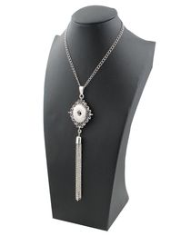 Collier à pression en métal avec pompon de beauté élégant, pendentif en forme de fleur, chaîne de 60cm, boutons à pression de 18mm, bijoux entiers 8144232