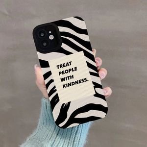 Mode Engelse letter Stripe telefoonhoes voor iPhone 14 13 Pro Max 11 12 Pro 7 8 Plus X XS Max XR Shockproof Korea Style Case Back Cover