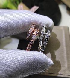 Mode prachtige glanzende nieuwe ringfeestliefhebbers belofte ringen en jubileumringen voor vrouwelijke mannen sieraden cadeau9890818