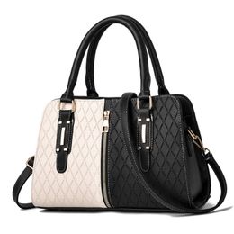 Mode pour sacs à main de luxe femmes sacs Designer bandoulière en cuir Pu noir doux lavé sac à rabat Messenger
