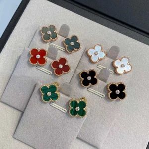 Boucles d'oreilles avant-gardiennes pour diverses réglages Vanly V Golden High Grey Blanc rouge noir avec en or rose à 18 km avec un logo Vanbox d'origine