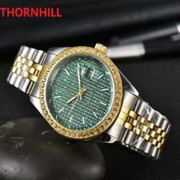 Moda Full Diamonds Dial Ring Hombres Mujeres Reloj 40 mm Acero inoxidable Amantes de alta calidad Relojes Hombre Cuarzo Negocio de lujo Classic210S