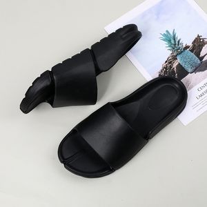 Модные забавные тапочки «рыбка», мужская обувь для девочек и мальчиков, женские летние пляжные тапочки, поступление 2021 года, семейные детские шлепанцы 125