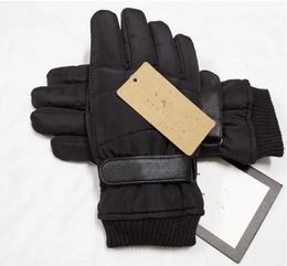 Gants de fourrure de mode marque gants de créateur femmes hommes hiver gants de luxe chauds très bonne qualité cinq doigts couvertures