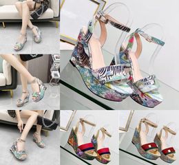 Fashion G Woman Sandals Dress Shoe Designer High Heels Ballet Dance Shoes Hoogwaardige Wedge Heel Tiger Lederen Print Lace Up Sand5935167