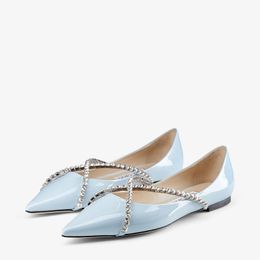 Fashion Genevi Sandales de ballet plat Italie Luxury Femmes pointues Toe Cross Crystal Strap bleu blanc noir Patent Leather Designer Dance Ballerinas Sandal Eu 35-43