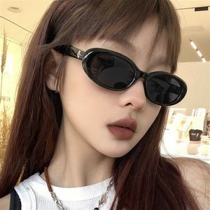 Mode Gentle Monster Cool Lunettes de soleil GM Designer Nouveau dégradé de couleur pour femmes de haute qualité hommes étoile ovale petit cadre lunettes KYEK