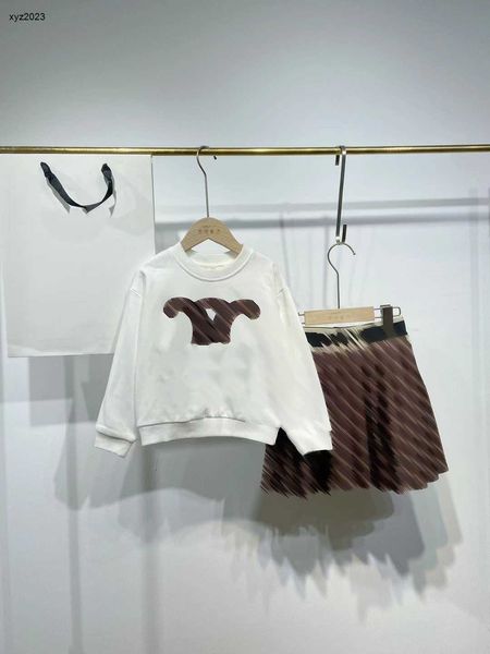 Las niñas de moda visten trajes de alta calidad para niños ropa de diseñador Tamaño 110-160 otoño Sudadera con capucha con cuello redondo y falda corta con logotipo impreso Dec10