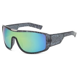 Fashion Goggle Style Sports Designer Zonnebril Mooie grote frame met een stuk Mercury Lenzen Cool Rider Eyewear Multiple Colors Groothandel