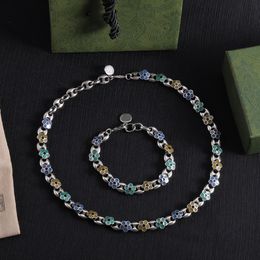 Fashion Gold Chain Chokers Cartas para el collar para el hombre Mujer amante del collar de la moda del diseñador de la moda cadenas de joyas suministro de joyas