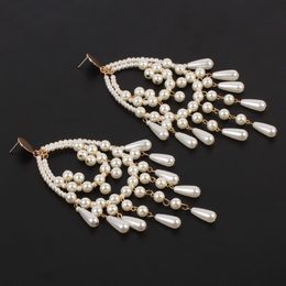 Mode-couleur or métal à la main simulé perle grandes boucles d'oreilles pour les femmes mode nouvelle déclaration de fête longues boucles d'oreilles