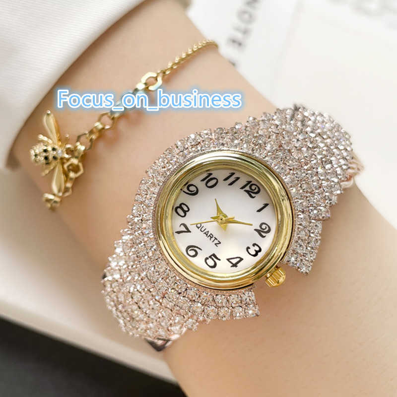 Moda muhteşem lüks kristaller parlak kadınlar el izle şık set reloj mujer oem altın kuvars saatler