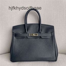 Fashion Handbag 2024 Sacs de main de créateurs Berkins Cowhide Litchi Platinum Leather Femmes One épaule portable Handbgas 38ZO de luxe portable