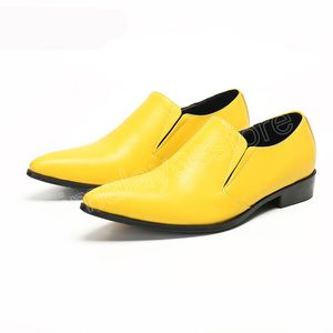 Chaussures pour hommes faites à la main de couleur vive jaune hommes chaussures habillées en cuir bout pointu chaussures de fête et de mariage mâle