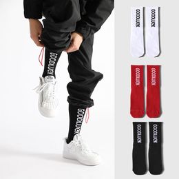 Moda Harajuku Hombres Calcetines de algodón Mujeres Pareja Streetwear Hip Hop Ins Carta Calcetín Casual Colorido Novedad Monopatín Happy Socks256o