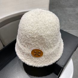 Mode hoeden winter beanie designer luxe casquette mannen wol gebreide winter emmer hoed outdoor warme schedel caps topkwaliteit
