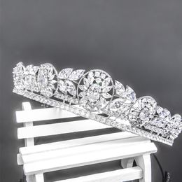 Fashion Head Sieraden Crystal Bruidal Tiara Crown Luxe zilveren kleur bruiloft haar diadem sluier accessoires headpieces