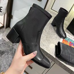 Botas de tobillo de tacón alto de moda Cremallera trasera de cuero Estiramiento Botines de punta redonda Diseñador de lujo Colorblock Casual Zapatos de mujer Calzado de fábrica