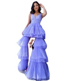 Fashion High Low Tulle Homecoming-jurken V-hals Tier-rok Korte promjurken Mouwloos Goedkope A-lijn feestjurk