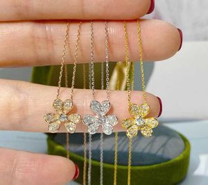 Mode Hoge versie V Golden Van Lucky Clover ketting voor vrouwen dik vergulde 18K Rose Gold Volledige diamanten bloemblaadjes bloemkraagketen met logo