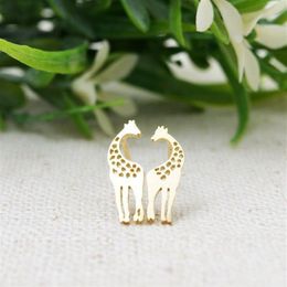 Boucles d'oreilles à clous girafe à trou de mode Par rapport à la boucle d'oreille à clous girafe pour femmes entières Protection de l'environnement en alliage de zinc ma252S