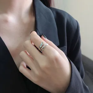 Mode holle initialen ringen voor damesmode sieraden Verkocht met doosverpakking C104