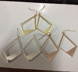 Orecchini pendenti geometrici in rame a forma di rombo cavo alla moda per le donne Orecchini unici in metallo lucido 2019 Primavera Estate 4561878