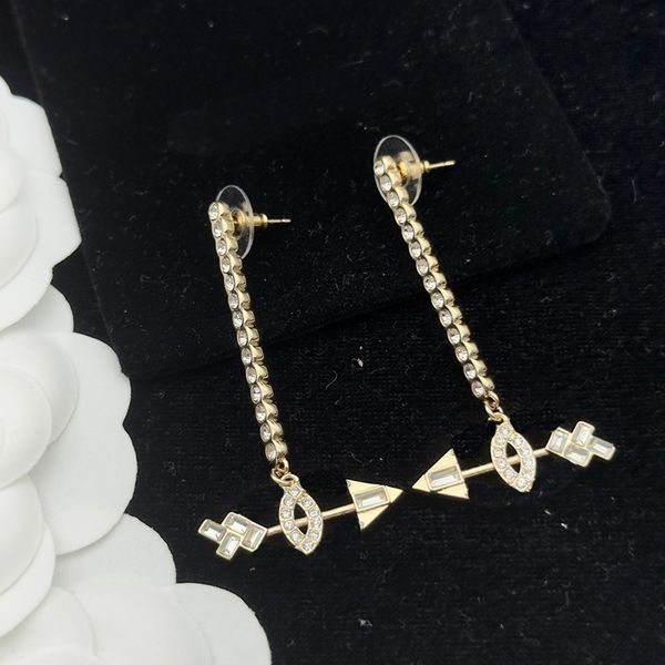 Mode hoop earring Designer Voor Vrouwen Klassieke C Letter Stud Oorbellen Luxe Sieraden Womens Gouden Hart Oor Ringen Gift Accessoires