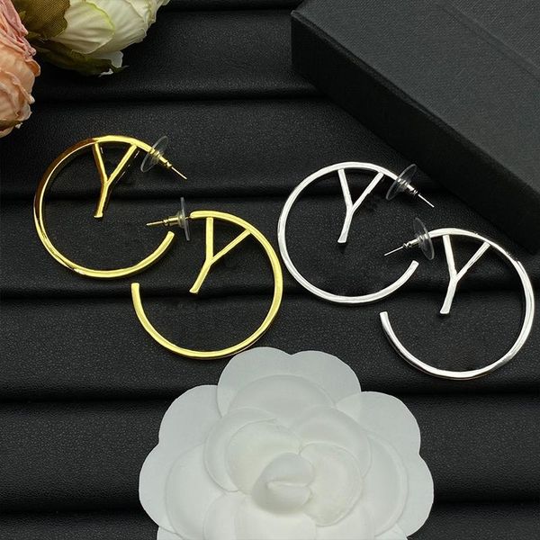 Pendientes de aros de moda Diseñador Pendientes simples para hombre Mujer Clásico 2 colores Oro Plata