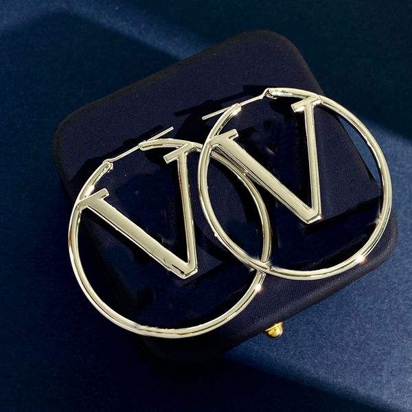 Mode Hoops Boucles D'oreilles Pour Les Femmes Or Boucle D'oreille Designers Goujons Bijoux De Luxe Lettres Or Rose Hoop Ornements Colliers Boîte Nice 22061301R