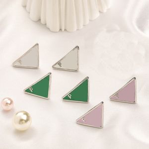 Pendiente de marca para mujer con diseño de letra triangular invertida a la moda, accesorio de joyería para regalo de boda