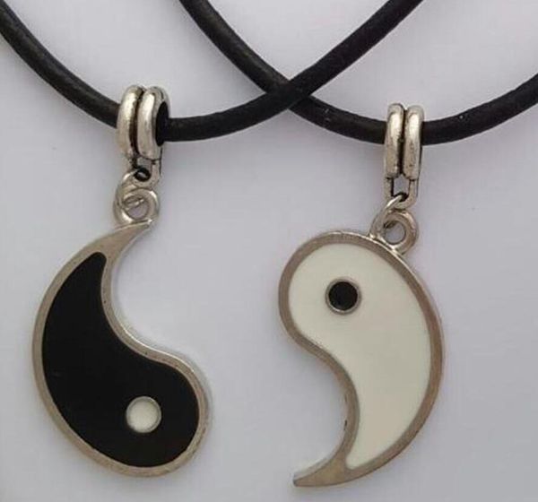 Bijoux fantaisie 10 pièces/lot cadeaux de vacances en argent Vintage-colliers Yin Yang 2 pendentifs meilleur ami amoureux YING YANG collier ensemble couple A200