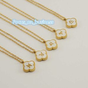 Mode sieraden 18K GOUD VEROORDELINGEN Roestvrij staal Lucky Zodiac Shell Charm vier blad klavers hanglagers kettingen