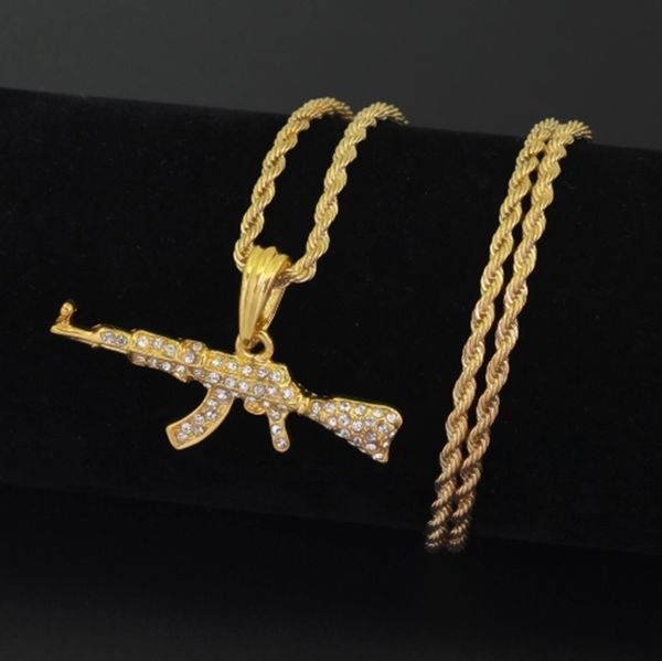 Collier avec pendentif pistolet AK47, bijoux à la mode, strass glacés, chaîne Hip Hop, couleur or, cadeau de motard pour hommes et femmes