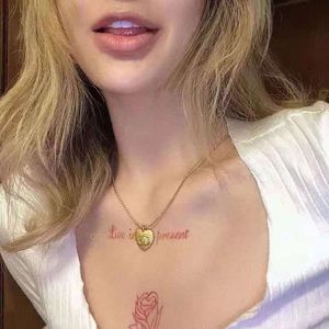 Bijoux de mode ccity nouveau C famille amour pendentif collier petit parfum or fine chaîne cou chaîne lumière luxe célébrité clavicule