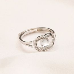Fashion Jewelry Designer Lettre anneaux Charmes Supplies de mariage Zircon 18K plaquette cuivre cuivre réglable Attaches de luxe à bague ouverte