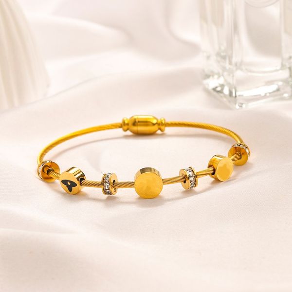 bijoux de mode bracelet d'amour orecchini bracelet de créateur en acier inoxydable boucles d'or bracelets accessoires bijoux bracelet perles hommes canal cadeau de fête en gros