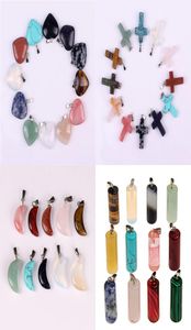 Bijoux de mode Naturel Stone Agate Moon Light Cross Love Pentagram Snail Shell Shell Triangle Eauter Hexagram Pendant Collier 8131040