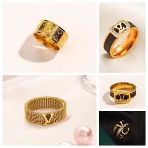 Bagues de bijoux de mode pour femmes bague d'amour plaquée or anneaux en forme de coeur T lettre lettres Double coeur anneau femme spécial en gros marque de luxe