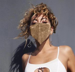 Bijoux de mode Masque en maille en forme de ramine scintillant Crystal Masquerade Ball Party Nightclub Masks Face Venetian Mardi Gras Jewelry pour WO1402959