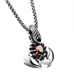 Bijoux de mode En Acier Inoxydable Hommes Collier Scorpion avec pendentif en argent doré Pendentif en argent de haute qualité pour hommes