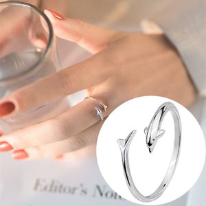 Mode-sieraden Trendy Zilver Kleur Zeemeermin Staart Manchet Open Ring Voor Meisjes Walvis Vissenstaart Bague Shell Ringen Romantische Geschenken Groothandel YMR035