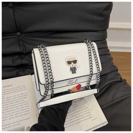 Moda Karl Lagerfield Nuevo Bolso de hombro creativo coreano Cadena Pequeño Cuadrado Diseñador de lujo Bolsas cruzadas Bolsos para mujer Bolsos de mensajero