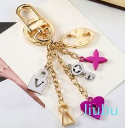 Mode sleutelhanger brief sleutelhangers metalen sleutelhanger damestas auto-onderdelen accessoires cadeau met doos