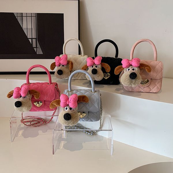 Fashion Kids Love Heart Metal Chain Handbags Girls Girls Velvet Diamond Vishrered Single Sac Children Coup Cut Dog Crossbody Body Princess Sacs S1397